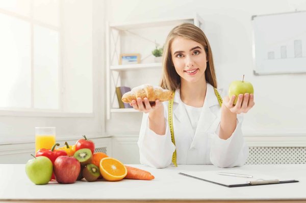 Diététicienne et nutritionniste: quelles sont les différences?