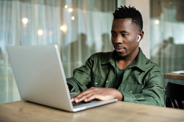 Formation en ligne : studi, votre tremplin vers l'avenir